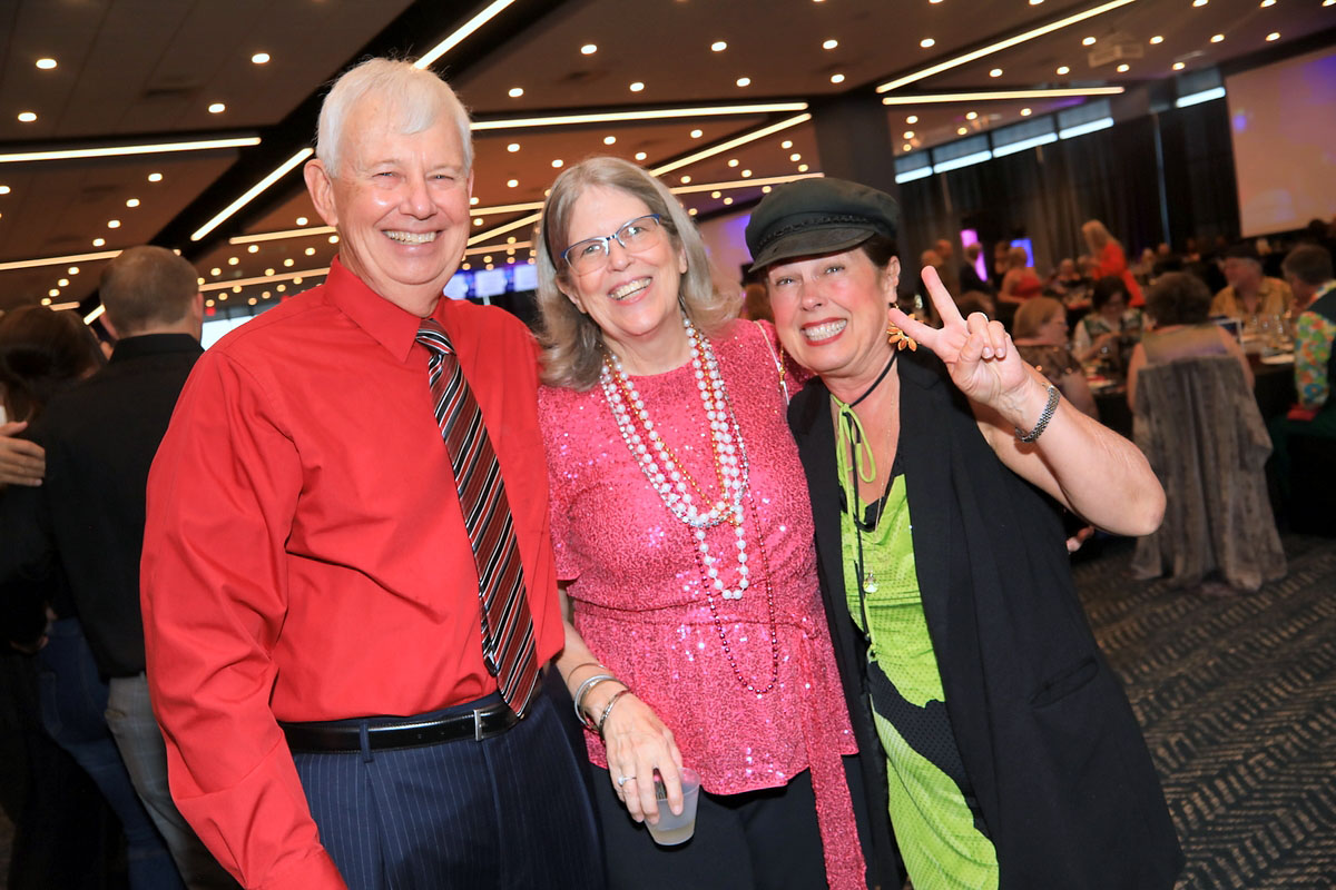 Bill and Cindy Summers and Julie Lomax Bill and Cindy Summers and Julie Lomax