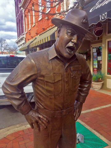 Sgt. Carter Sculpture in Bronze. (Scott Wise)