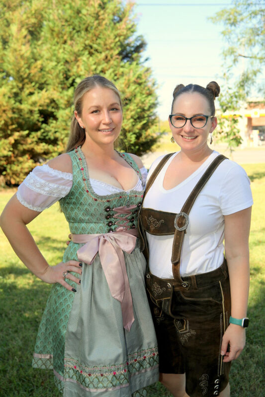 Eva Joneleit and Amanda Mull