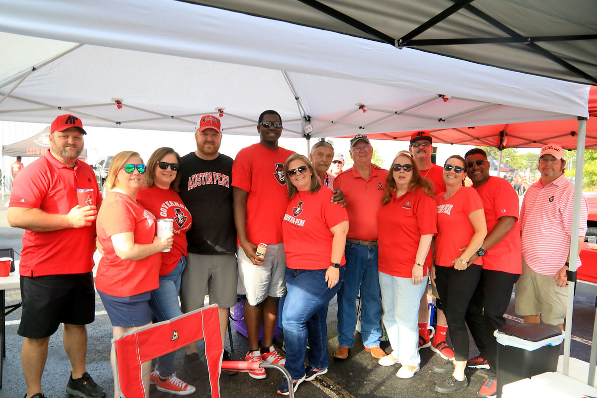 Tailgating at Austin Peay State University. (Tony Centonze, Clarksville Living Magazine) Tailgating at Austin Peay State University. (Tony Centonze, Clarksville Living Magazine)