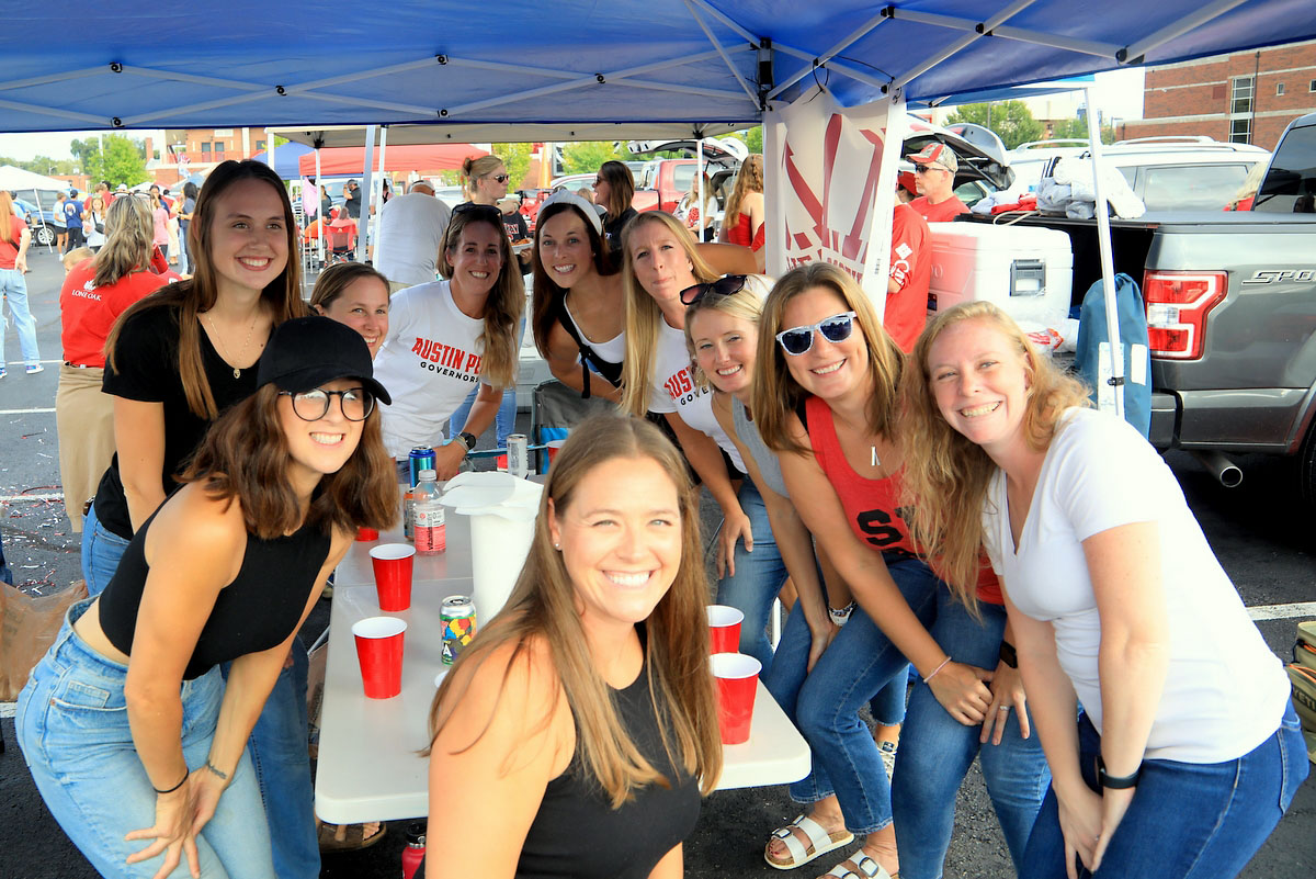 Tailgating at Austin Peay State University. (Tony Centonze, Clarksville Living Magazine) Tailgating at Austin Peay State University. (Tony Centonze, Clarksville Living Magazine)