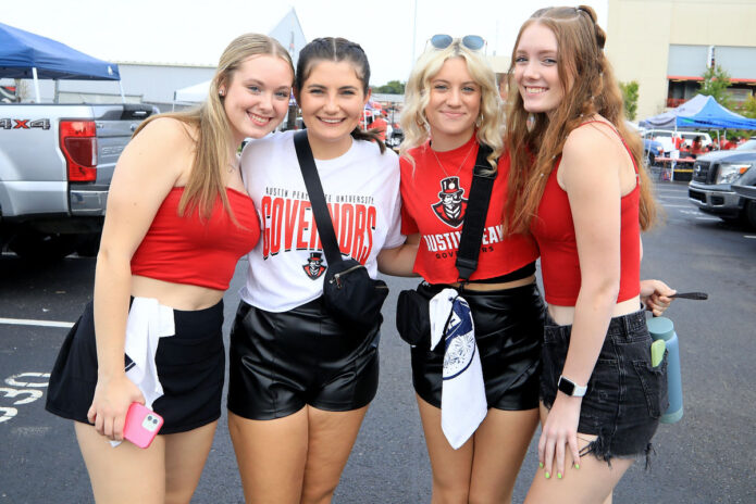 Tailgating at Austin Peay State University. (Tony Centonze, Clarksville Living Magazine)