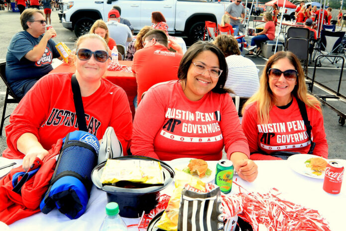 Tailgating at Austin Peay State University. (Tony Centonze, Clarksville Living Magazine)