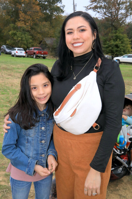 Ariyah and Bethany Munoz Ariyah and Bethany Munoz