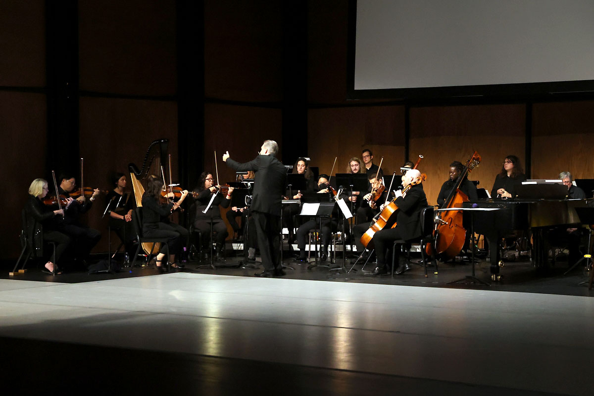 Gateway Chamber Orchestra’s The Nutcracker. (Mark Haynes, Clarksville Living Magazine) Gateway Chamber Orchestra’s The Nutcracker. (Mark Haynes, Clarksville Living Magazine)