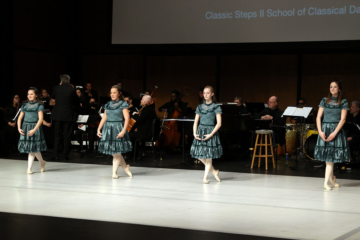 Gateway Chamber Orchestra’s The Nutcracker. (Mark Haynes, Clarksville Living Magazine) Gateway Chamber Orchestra’s The Nutcracker. (Mark Haynes, Clarksville Living Magazine)