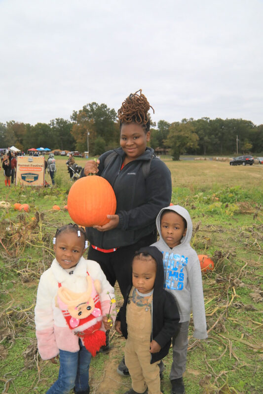 Jalisha, Autumn, August and Jamar Davis Jalisha, Autumn, August and Jamar Davis