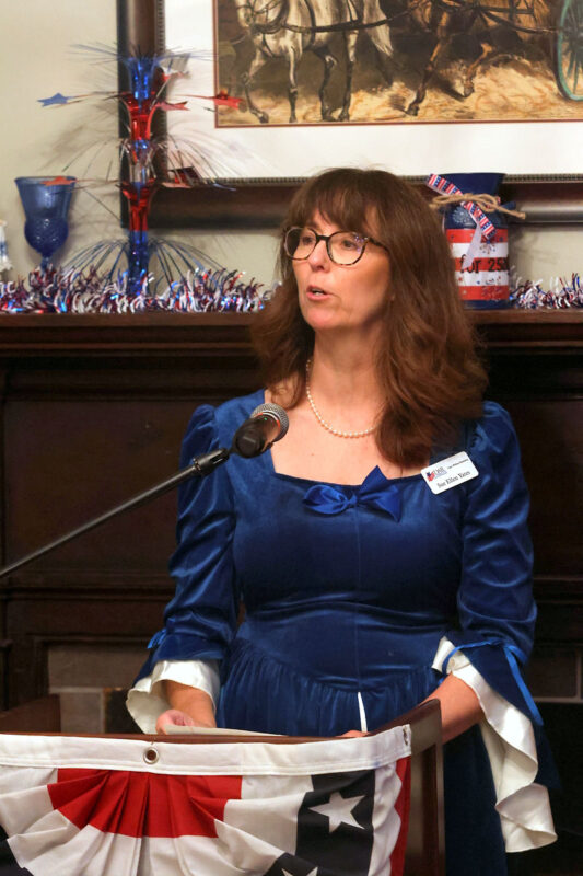 Daughters of the American Revolution unveil America! 250 Plaque. (Tony Centonze, Clarksville Living Magazine) Daughters of the American Revolution unveil America! 250 Plaque. (Tony Centonze, Clarksville Living Magazine)