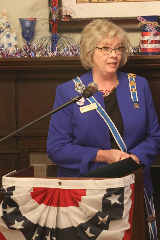 Daughters of the American Revolution unveil America! 250 Plaque. (Tony Centonze, Clarksville Living Magazine) Daughters of the American Revolution unveil America! 250 Plaque. (Tony Centonze, Clarksville Living Magazine)
