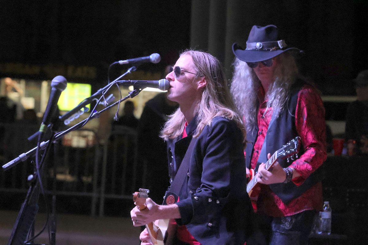 Tom Petty Tribute Band Wildflowers at Downtown Commons. (Tony Centonze, Clarksville Living Magazine) Tom Petty Tribute Band Wildflowers at Downtown Commons. (Tony Centonze, Clarksville Living Magazine)