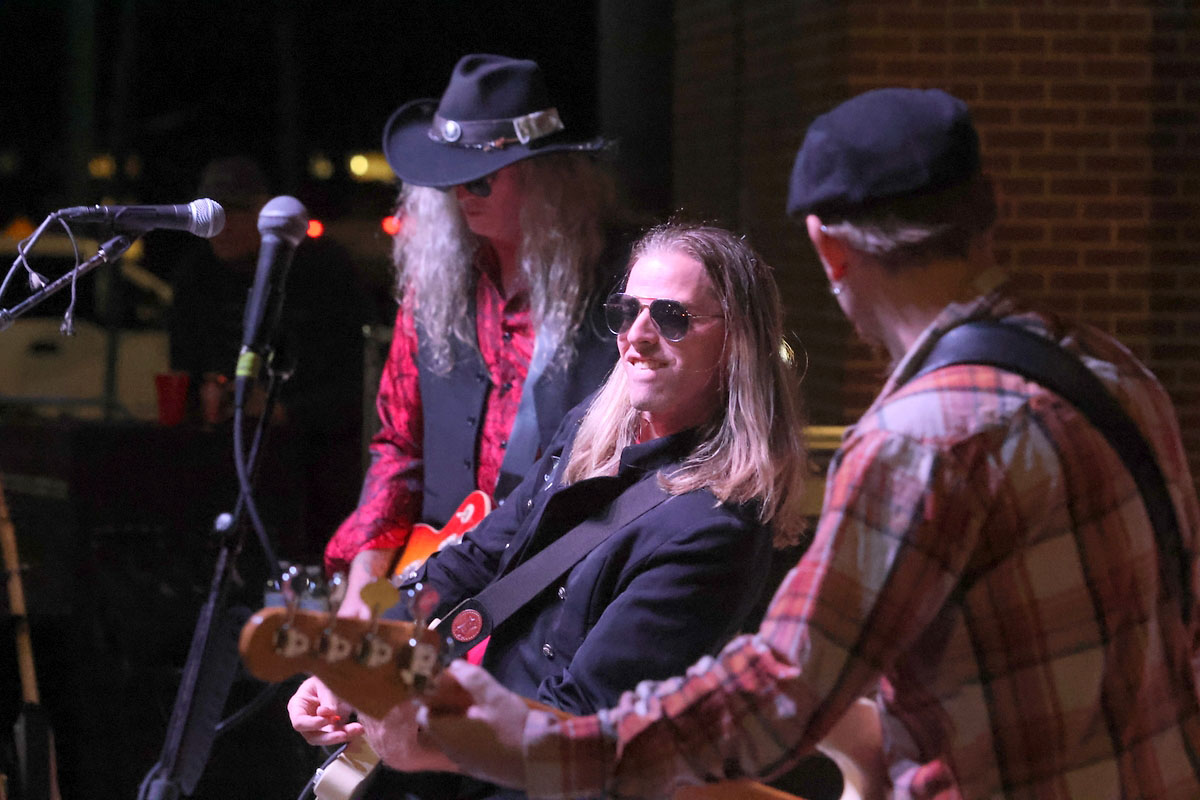 Tom Petty Tribute Band Wildflowers at Downtown Commons. (Tony Centonze, Clarksville Living Magazine) Tom Petty Tribute Band Wildflowers at Downtown Commons. (Tony Centonze, Clarksville Living Magazine)