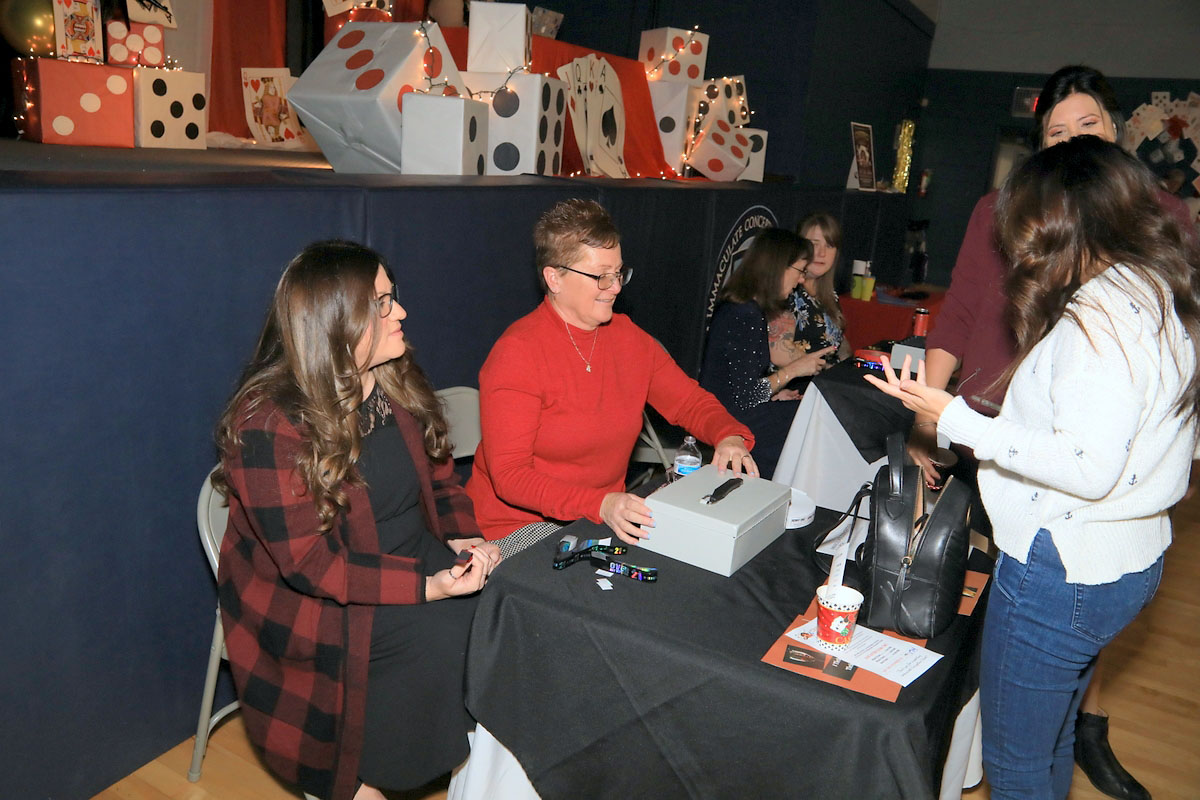 Alma Martinez, Principal Kathleen Falk and Jacqueline Arago Alma Martinez, Principal Kathleen Falk and Jacqueline Arago