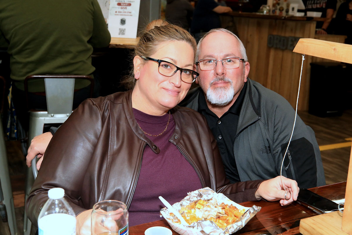 Britt Dignan’s fundraiser for tornado victims, at The Fallen Brewery. (Tony Centonze, Clarksville Living Magazine) Britt Dignan’s fundraiser for tornado victims, at The Fallen Brewery. (Tony Centonze, Clarksville Living Magazine)