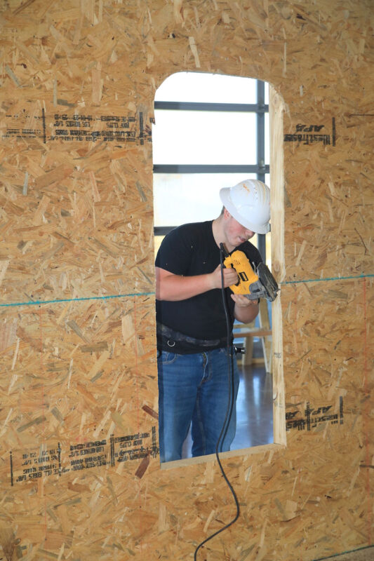 CMCSS Structural Systems Skills Competition. (Tony Centonze, Clarksville Living Magazine) CMCSS Structural Systems Skills Competition. (Tony Centonze, Clarksville Living Magazine)