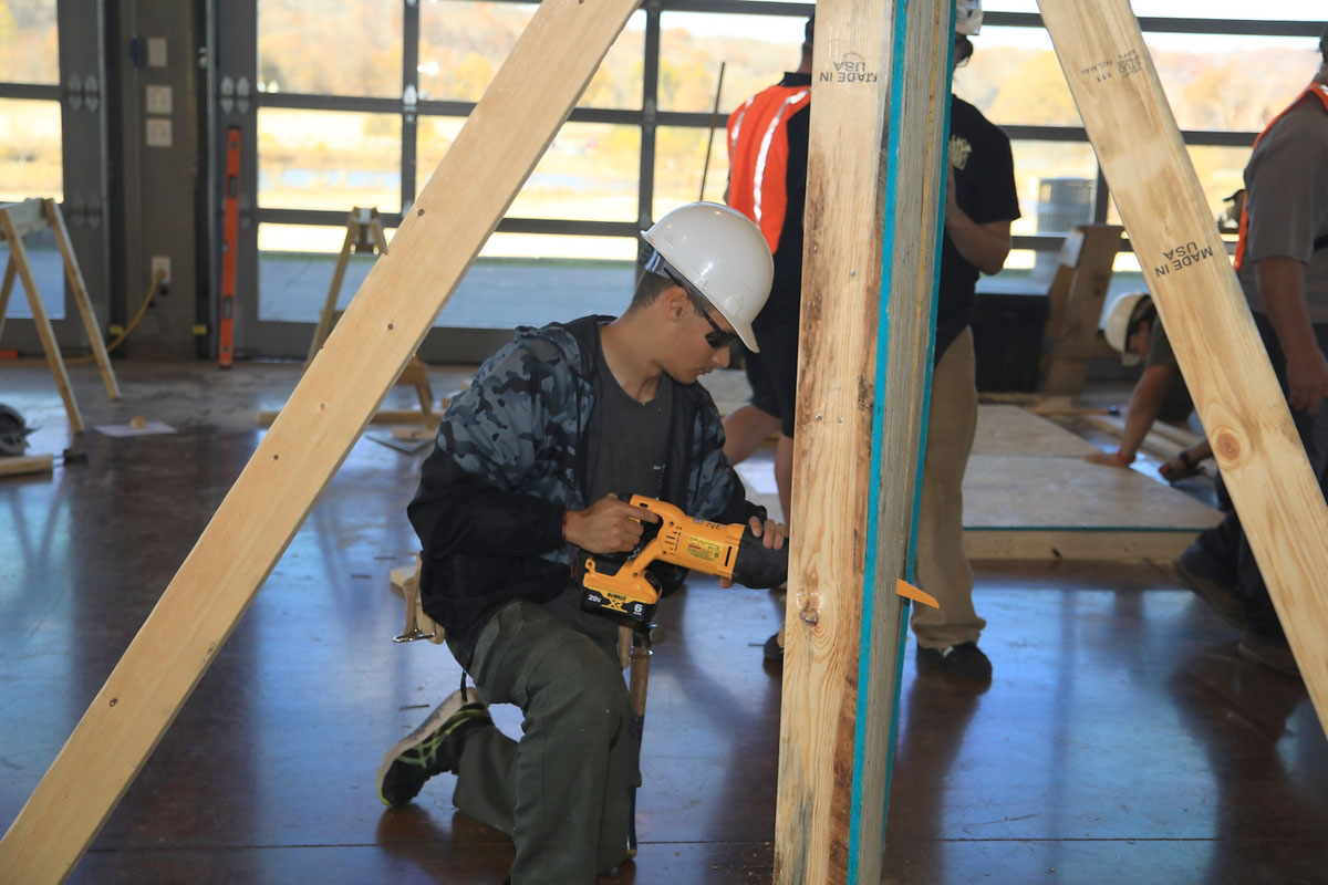 CMCSS Structural Systems Skills Competition. (Tony Centonze, Clarksville Living Magazine) CMCSS Structural Systems Skills Competition. (Tony Centonze, Clarksville Living Magazine)