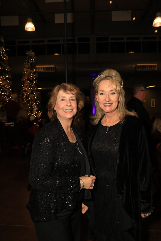 Clarksville Association of Realtors&rsquo; Holiday Soiree. (Tony Centonze, Clarksville Living Magazine)
