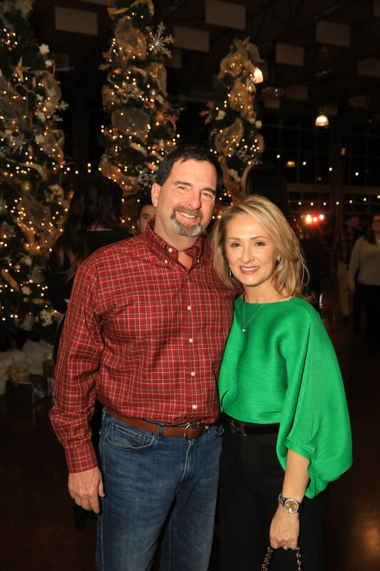 Clarksville Association of Realtors&rsquo; Holiday Soiree. (Tony Centonze, Clarksville Living Magazine)
