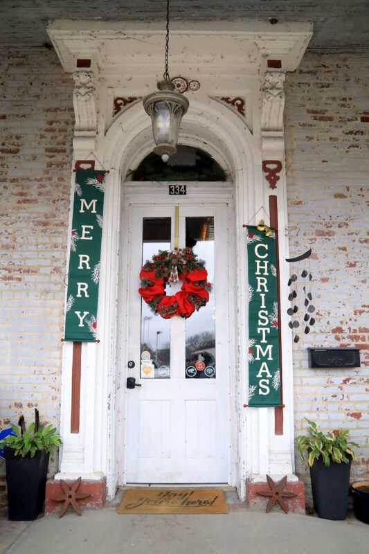 Holiday Market at Sanctuary on Main. (Tony Centonze, Clarksville Living Magazine) Holiday Market at Sanctuary on Main. (Tony Centonze, Clarksville Living Magazine)