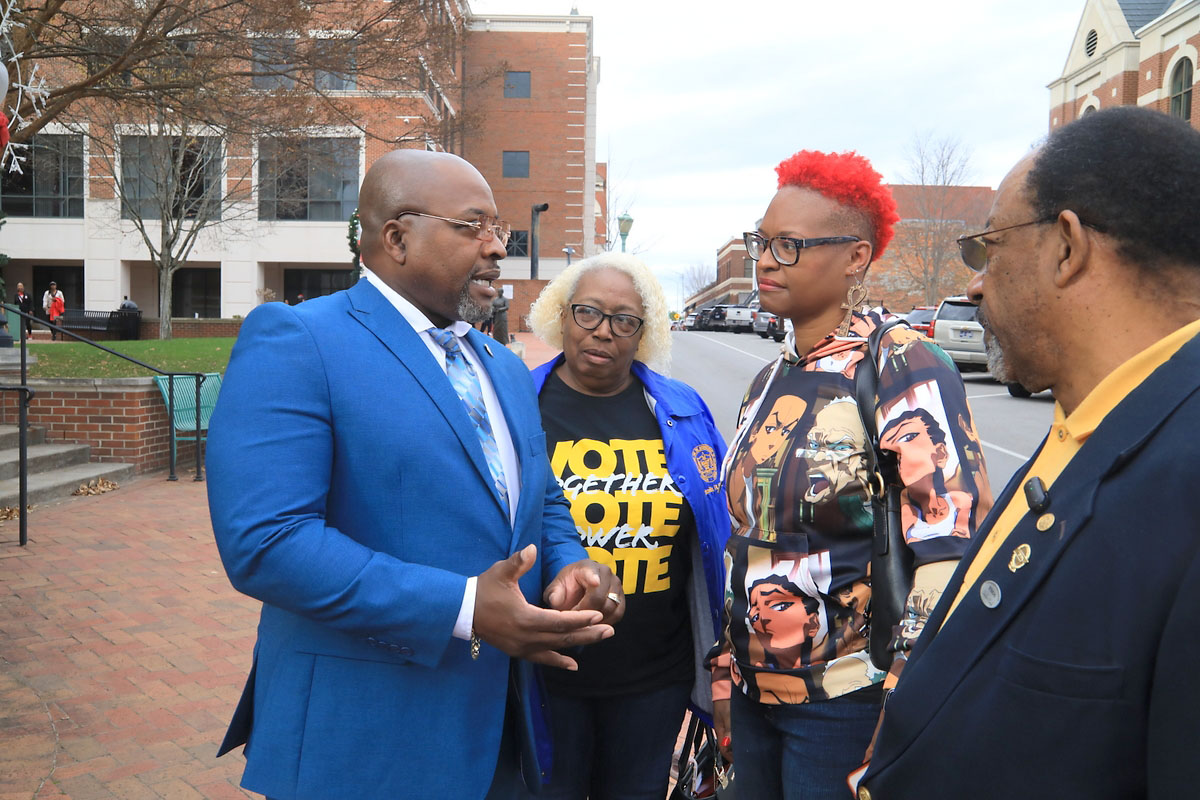 The unveiling of an historical marker commemorating Clarksville’s Civil Rights Movement. (Tony Centonze, Clarksville Living Magazine) The unveiling of an historical marker commemorating Clarksville’s Civil Rights Movement. (Tony Centonze, Clarksville Living Magazine)