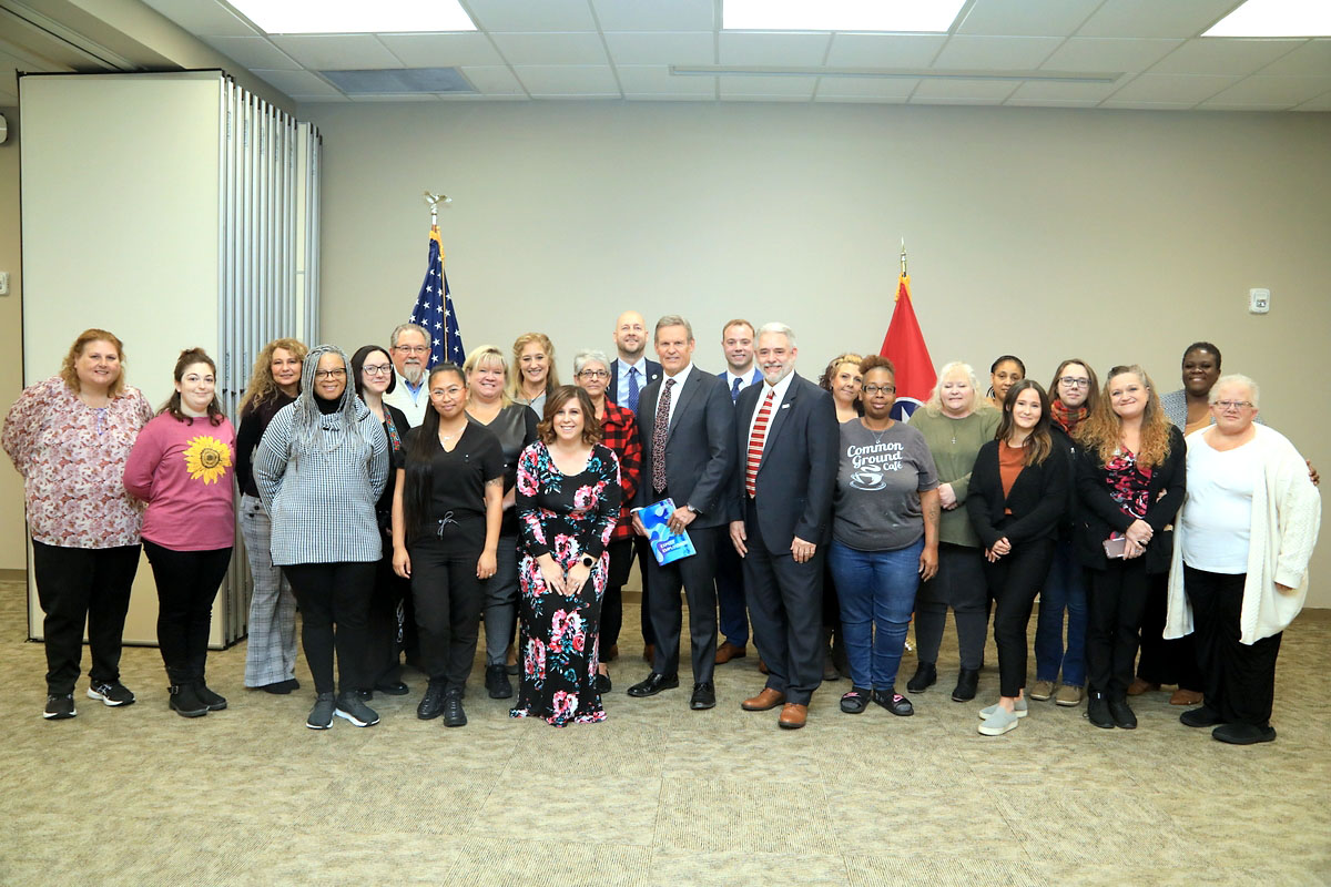 Governor Bill Lee, Commissioner Brad Turner visit Common Ground Cafe Governor Bill Lee, Commissioner Brad Turner visit Common Ground Cafe