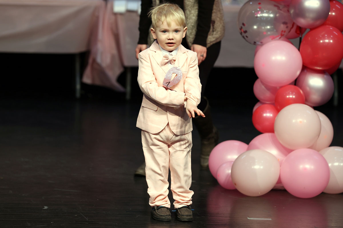 Pretty in Pink Beauty Pageant. (Mark Haynes, Clarksville Living Magazine) Pretty in Pink Beauty Pageant. (Mark Haynes, Clarksville Living Magazine)