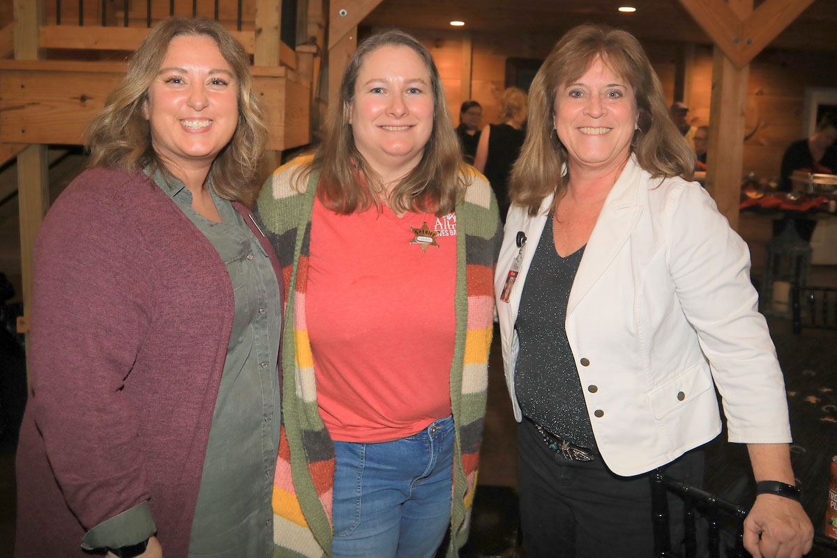 Amber Key, Renee White and Rose Melton Amber Key, Renee White and Rose Melton