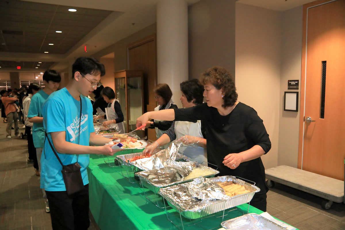 Korean Amerian Association of Clarksville Celebrates Lunar New Year. (Tony Centonze, Clarksville Living Magazine) Korean Amerian Association of Clarksville Celebrates Lunar New Year. (Tony Centonze, Clarksville Living Magazine)