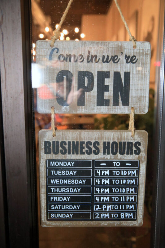 The Vine Celebrates 2nd Anniversary. (Tony Centonze, Clarksville Living Magazine)