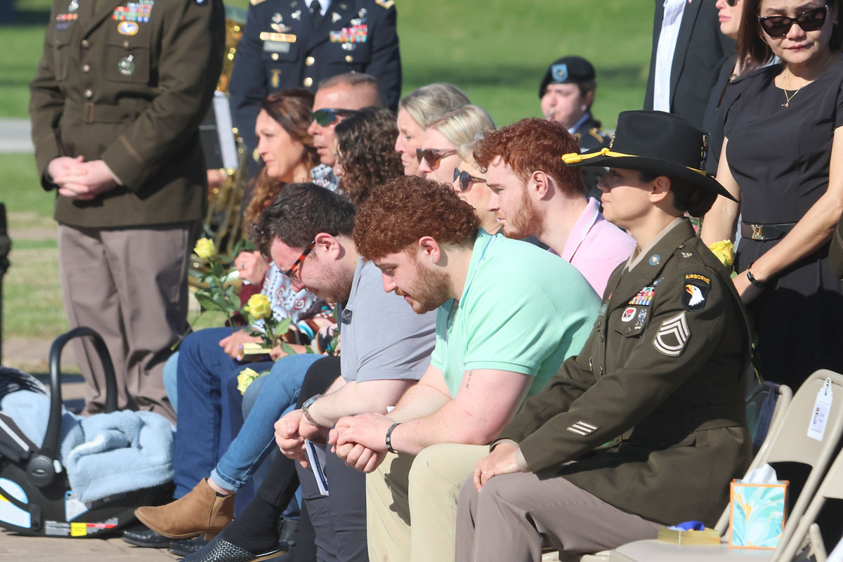 Official unveiling of the 9 Eagles Memorial at Fort Campbell. (Tony Centonze, Clarksville Living Magazine) Official unveiling of the 9 Eagles Memorial at Fort Campbell. (Tony Centonze, Clarksville Living Magazine)
