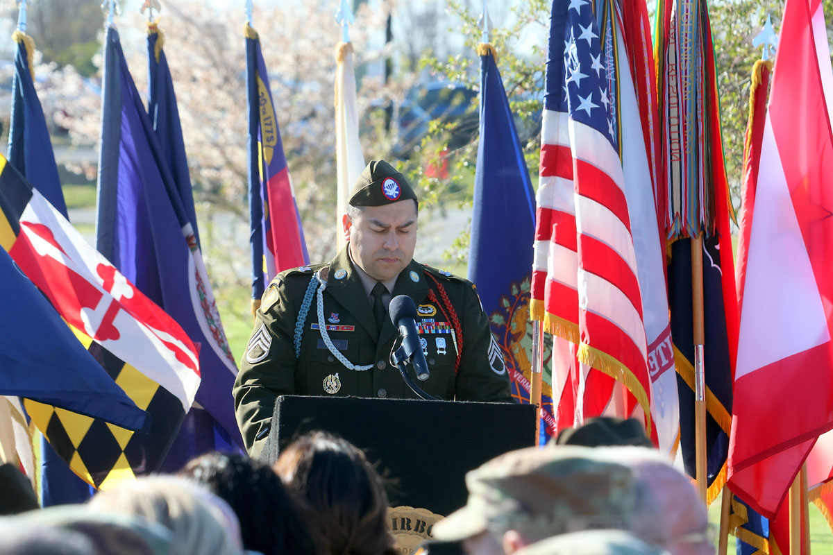 Official unveiling of the 9 Eagles Memorial at Fort Campbell. (Tony Centonze, Clarksville Living Magazine) Official unveiling of the 9 Eagles Memorial at Fort Campbell. (Tony Centonze, Clarksville Living Magazine)