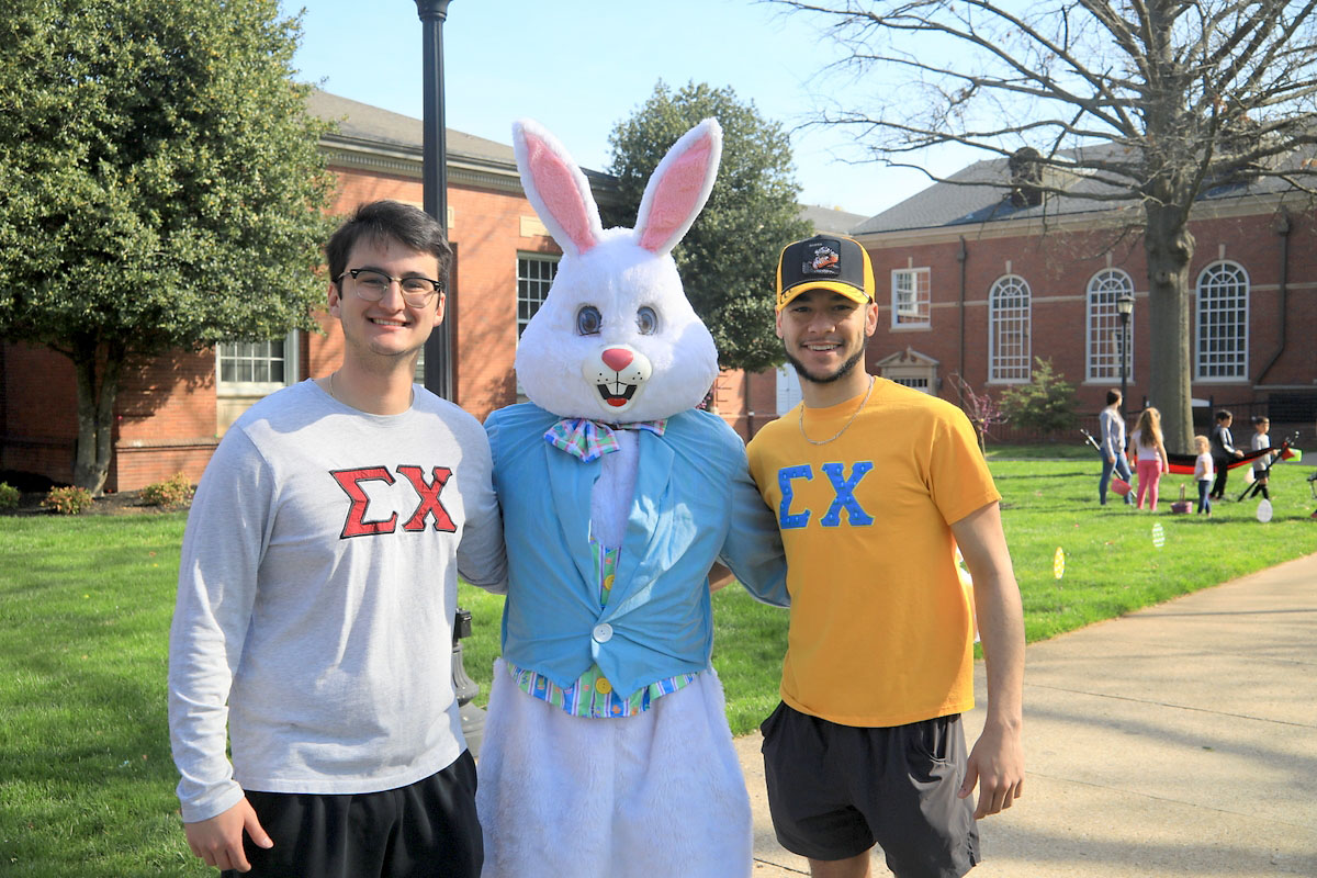 Sigma Chi’s annual Easter egg hunt at APSU. (Tony Centonze, Clarksville Living Magazine) Sigma Chi’s annual Easter egg hunt at APSU. (Tony Centonze, Clarksville Living Magazine)