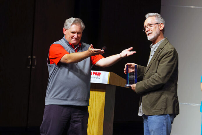 APSU President, Dr. Michael Licari honors retiring Professor David Steinquest