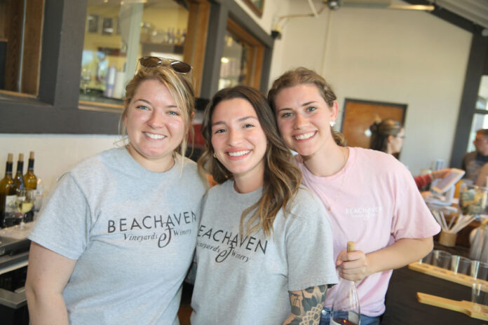 Abigail Scurlock, Mariah Cruz and Kate Marino