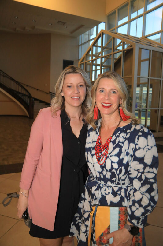 Fun at this year’s Fort Campbell Spouses Club V.I.C.E. Night Fun at this year’s Fort Campbell Spouses Club V.I.C.E. Night
