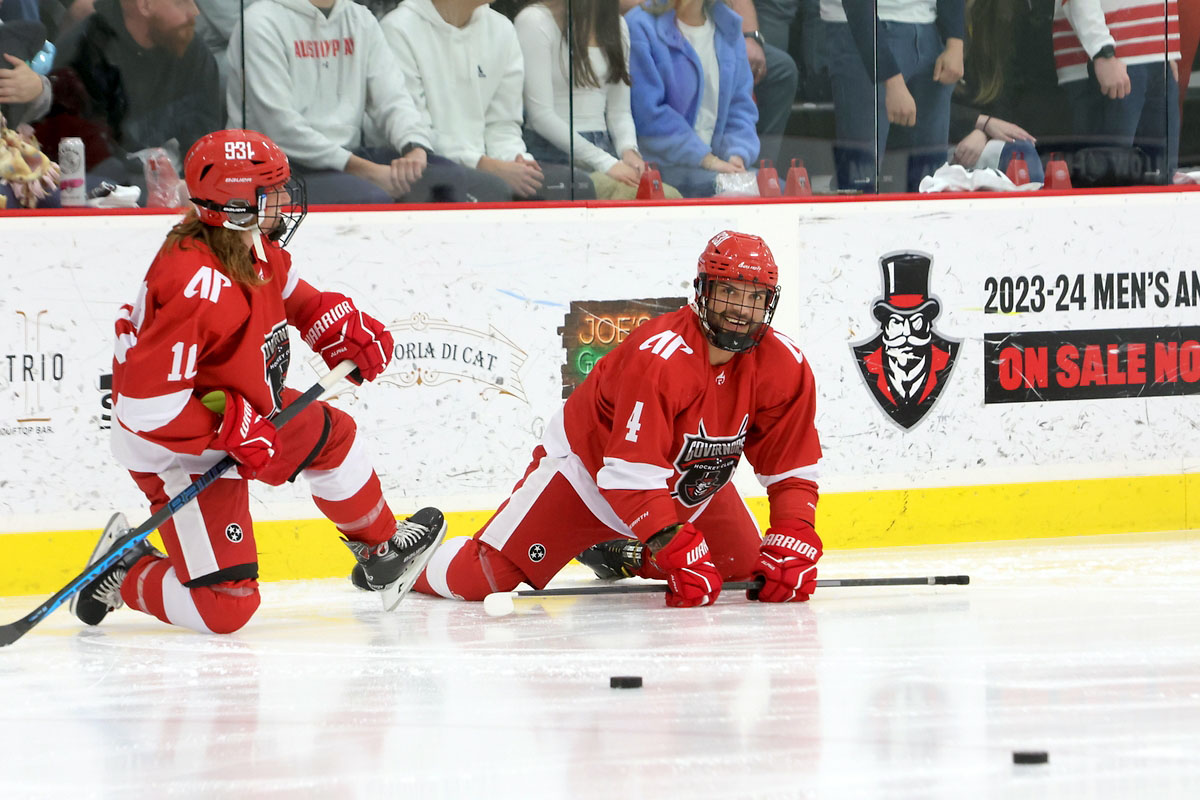 Govs Ice Hockey hosts the University of Alabama at Birmingham, ushering in a new era at APSU Govs Ice Hockey hosts the University of Alabama at Birmingham, ushering in a new era at APSU