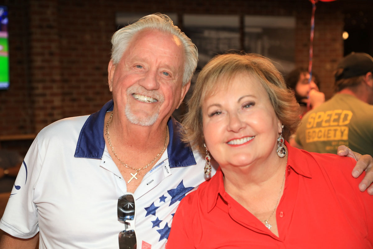 Celebrating Independence Day at Shelby’s Trio. (Tony Centonze, Clarksville Living Magazine) Celebrating Independence Day at Shelby’s Trio. (Tony Centonze, Clarksville Living Magazine)