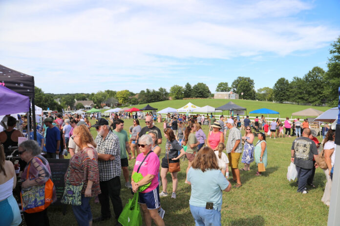 Sango Night Market. (Tony Centonze, Clarksville Living Magazine)