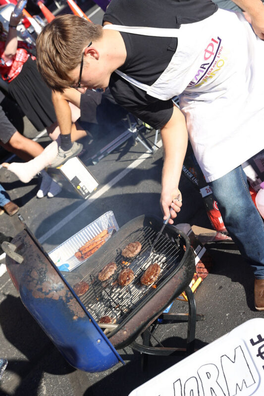 Austin Peay Tailgate Alley. (Mark Haynes, Clarksville Living Magazine) Austin Peay Tailgate Alley. (Mark Haynes, Clarksville Living Magazine)