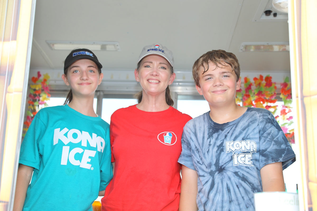 Ashlyn, Stacia and Trenton Ruger Ashlyn, Stacia and Trenton Ruger