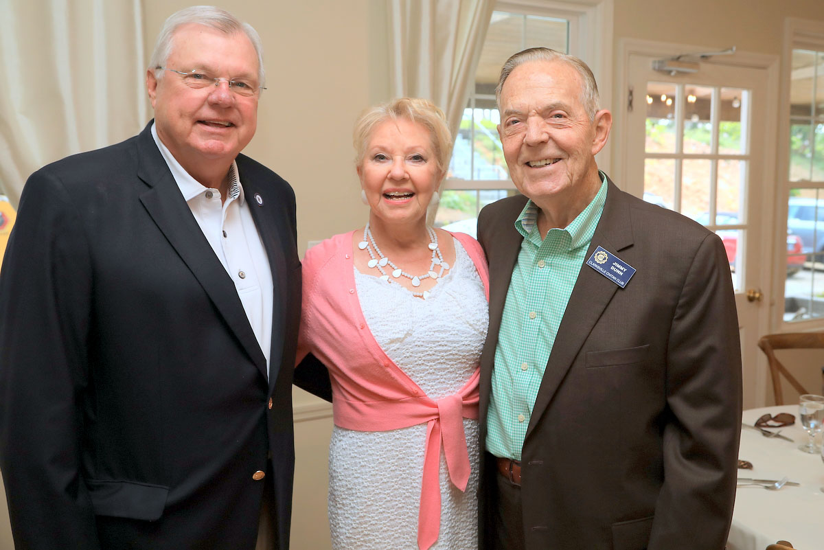 Representative Curtis Johnson, Pat and Jimmy Dunn Representative Curtis Johnson, Pat and Jimmy Dunn