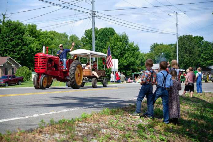 Threshermen’s Association's Annual Steam Threshing Show. (Jonathan Wheeler, Clarksville Living Magazine)