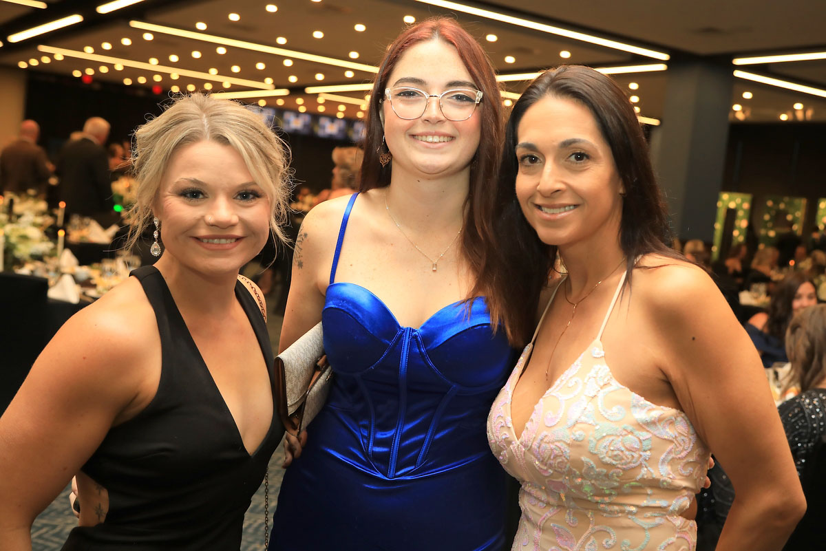 Cassie Lenarz, Rebecca Thompson and Amanda Cory Cassie Lenarz, Rebecca Thompson and Amanda Cory