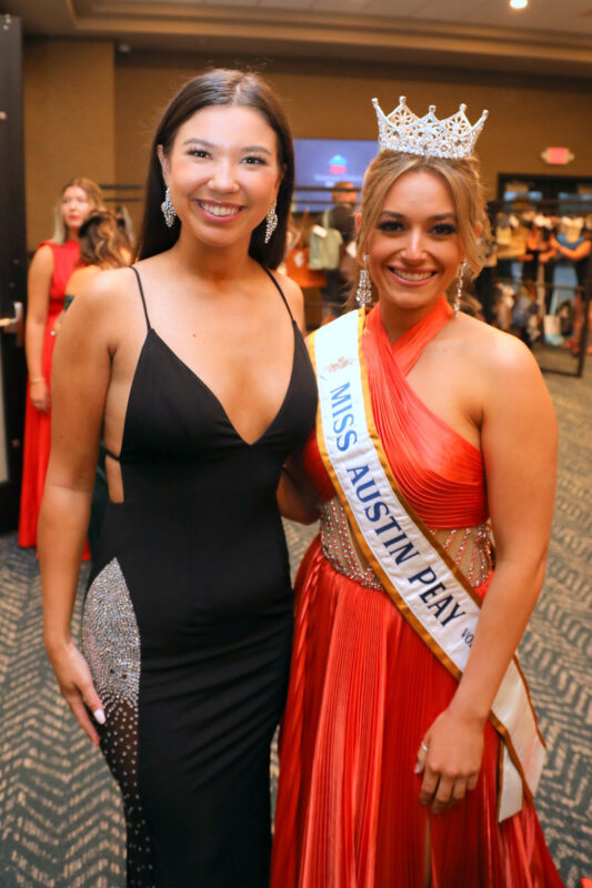 Gracelyn Eaves and Kara Short Gracelyn Eaves and Kara Short