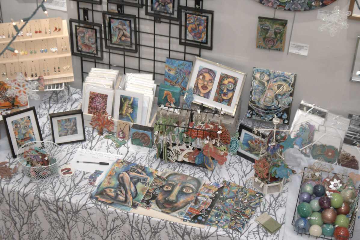 Art by Jennifer Pierstorff – DAC's Holiday Bazaar. (D.C. Thomas, Clarksville Living Magazine) Art by Jennifer Pierstorff – DAC's Holiday Bazaar. (D.C. Thomas, Clarksville Living Magazine)