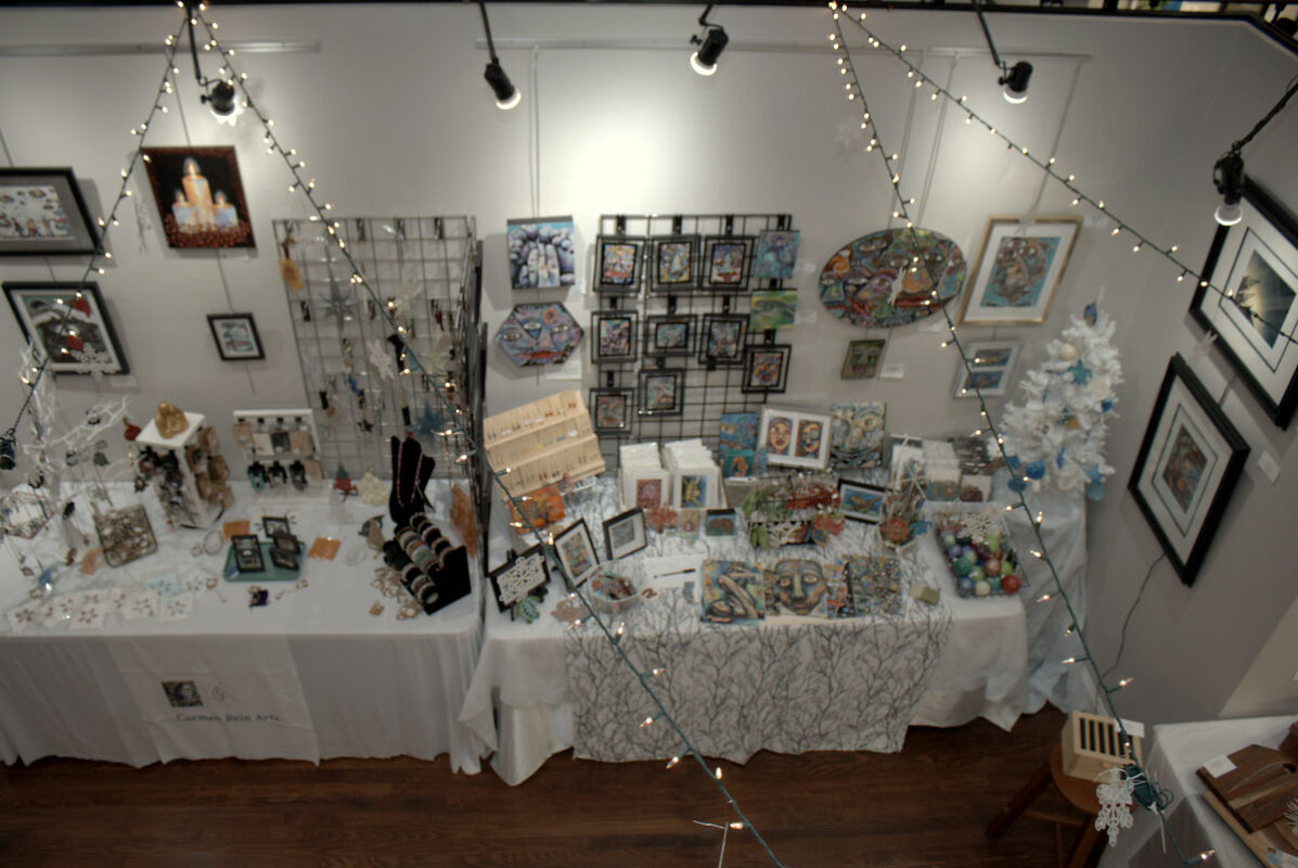 DAC's Holiday Bazaar. (D.C. Thomas, Clarksville Living Magazine) DAC's Holiday Bazaar. (D.C. Thomas, Clarksville Living Magazine)