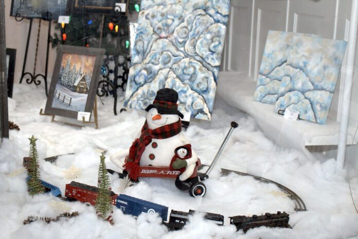 DAC's Holiday Bazaar. (D.C. Thomas, Clarksville Living Magazine)