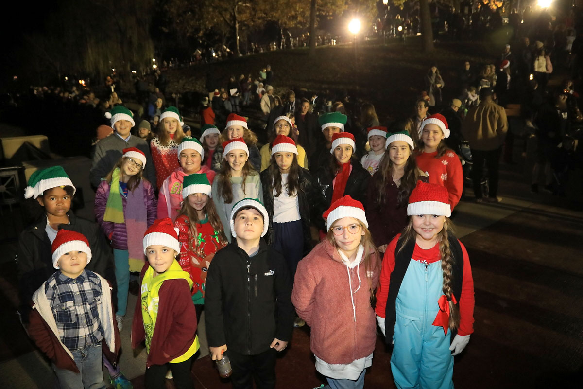 Clarksville's Christmas on the Cumberland Draws Thousands to McGregor Park for Festive Celebration. (Tony Centonze, Clarksville Living Magazine) Clarksville's Christmas on the Cumberland Draws Thousands to McGregor Park for Festive Celebration. (Tony Centonze, Clarksville Living Magazine)