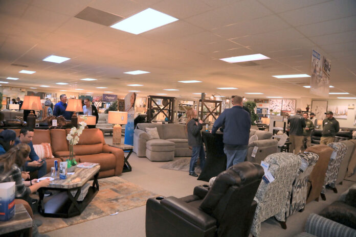 Rooms for Less hosts Clarksville Area Chamber Of Commerce's Business After Hours.