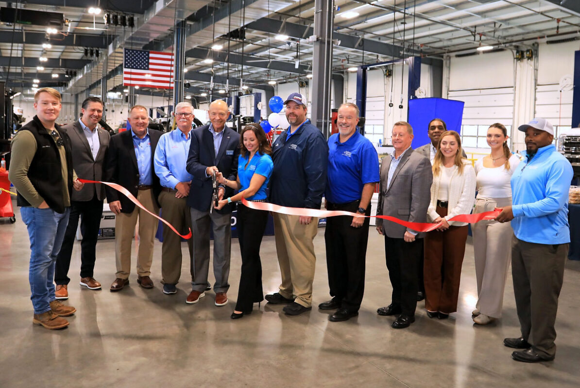 Jenkins & Wynne celebrates the opening of its new Ford Pro Elite Service Center Jenkins & Wynne celebrates the opening of its new Ford Pro Elite Service Center