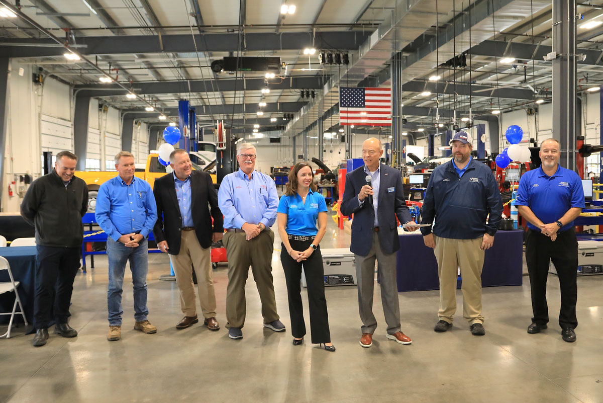 Jenkins & Wynne celebrates the opening of its new Ford Pro Elite Service Center Jenkins & Wynne celebrates the opening of its new Ford Pro Elite Service Center